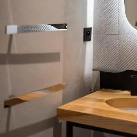 Chalet Solski, Luxe, Jacuzzi, Piscine, Sauna, Cinema Avec Majordome *